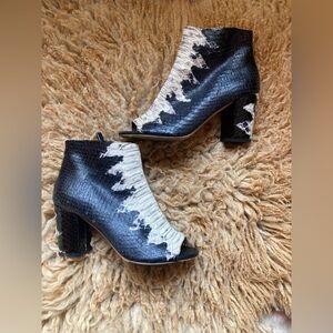 Julie Dee snakeskin peep toe heeled booties